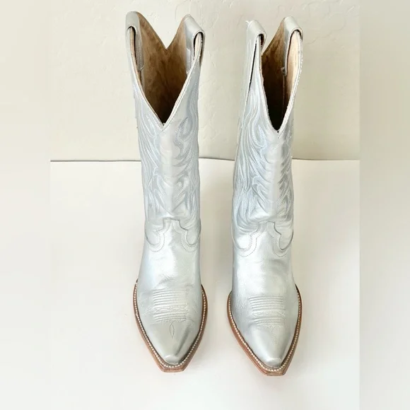 Idyllwind Silver Heeled Boots - Picture 6 of 13